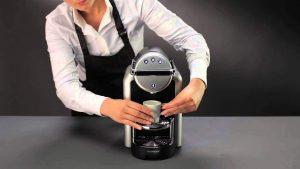 uređaj za kavu nespresso zenius
